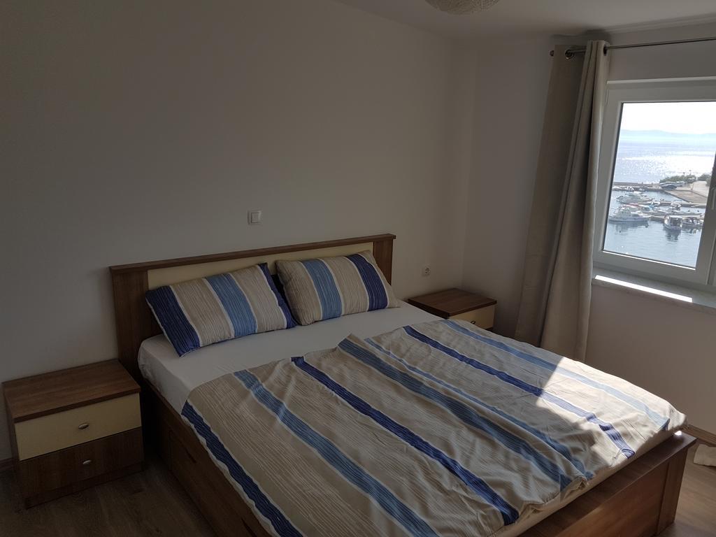 Pansion Marco Polo Hotel Petrcane Eksteriør billede