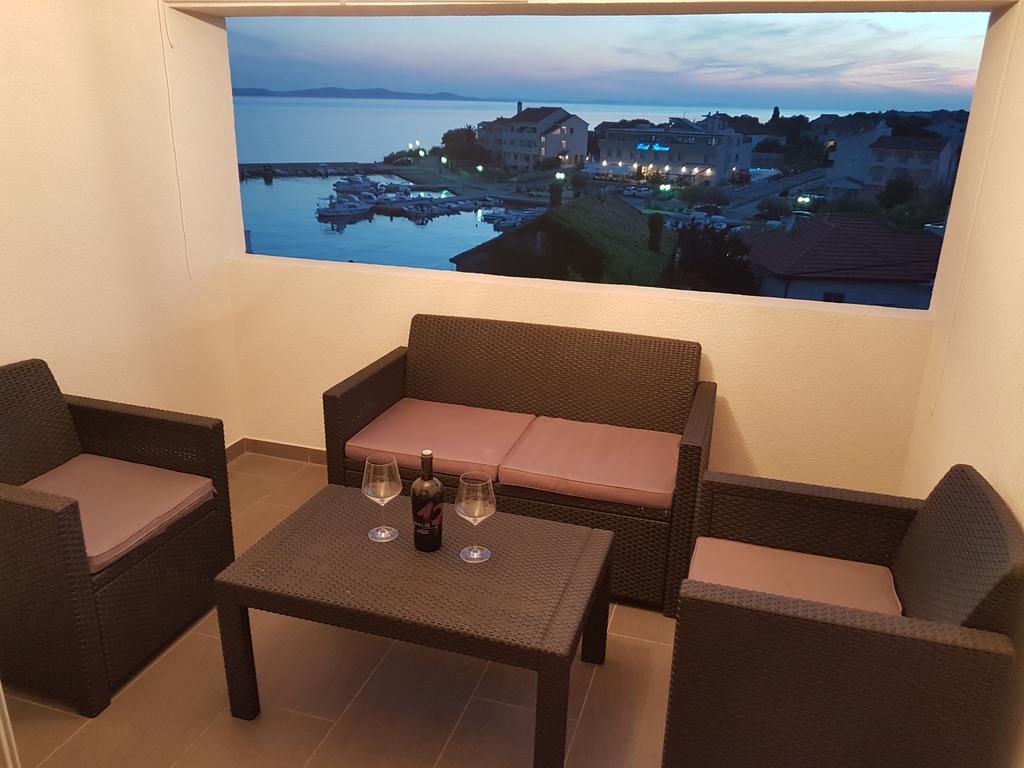 Pansion Marco Polo Hotel Petrcane Eksteriør billede